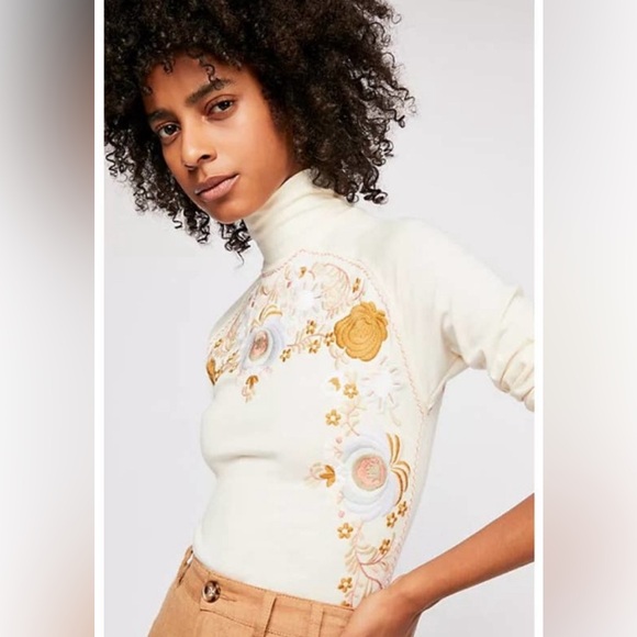 Free People Tops - Free People Wool Disco Rose Top Embroidered Turtleneck Raglan Top Cream Large